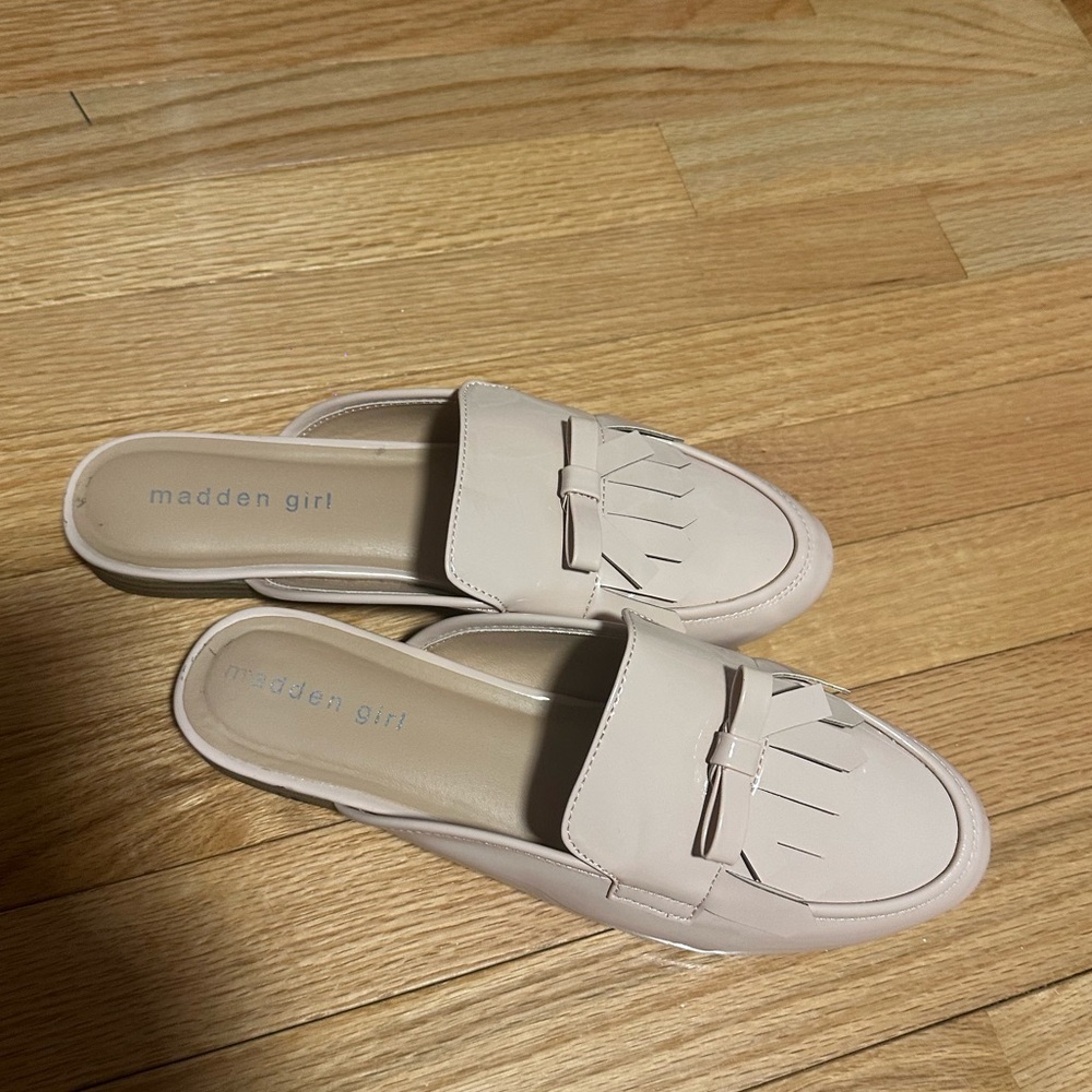 Madden Girl Women's Light Pink Loafers Size 9